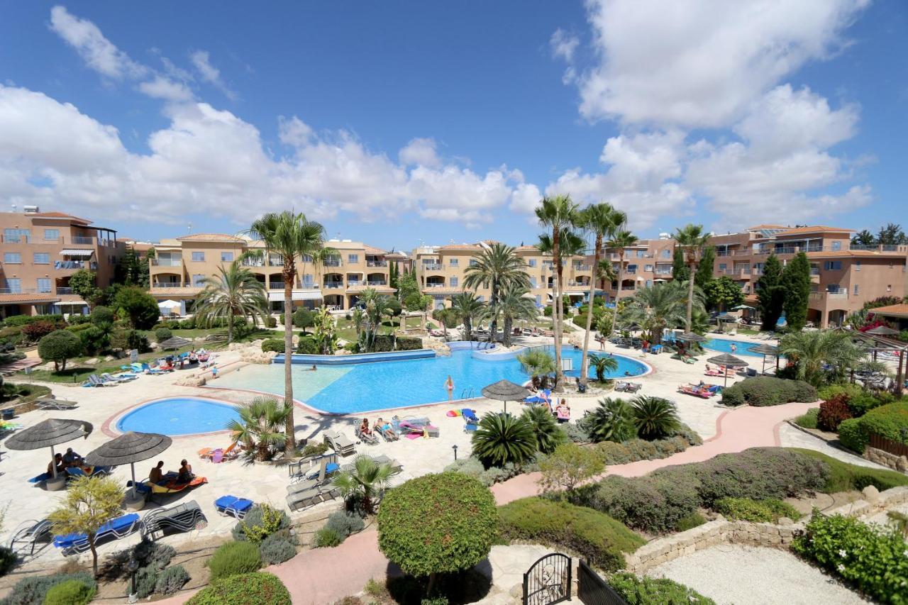 Victor Apartment Paphos Exterior foto
