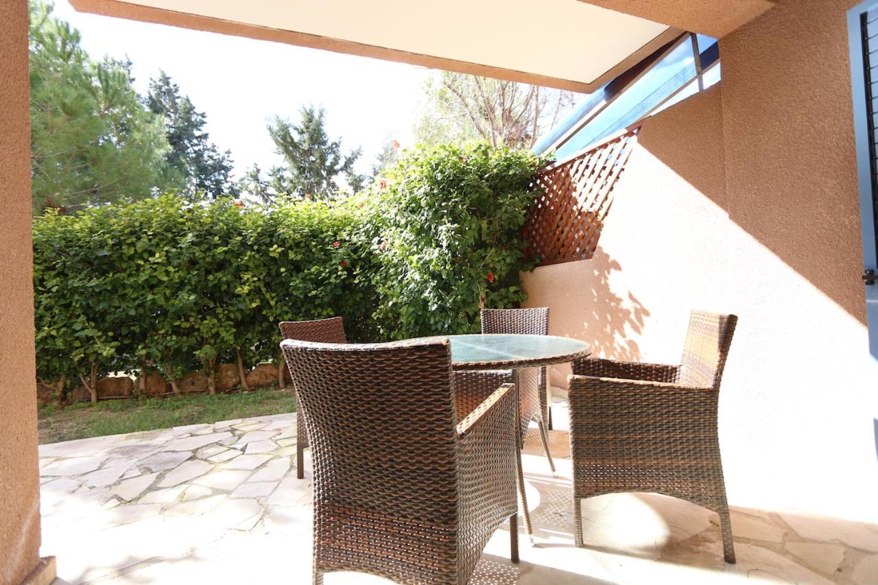 Victor Apartment Paphos Exterior foto